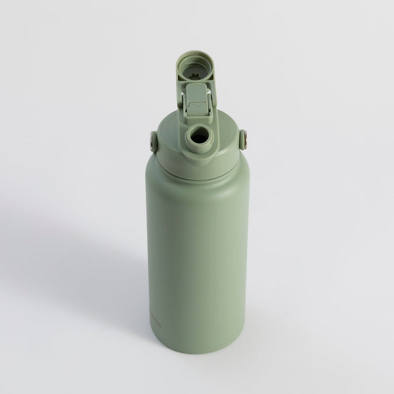 Switch 1L Water Bottle with Straw – Sage Green - Bailey and Coco (UK)