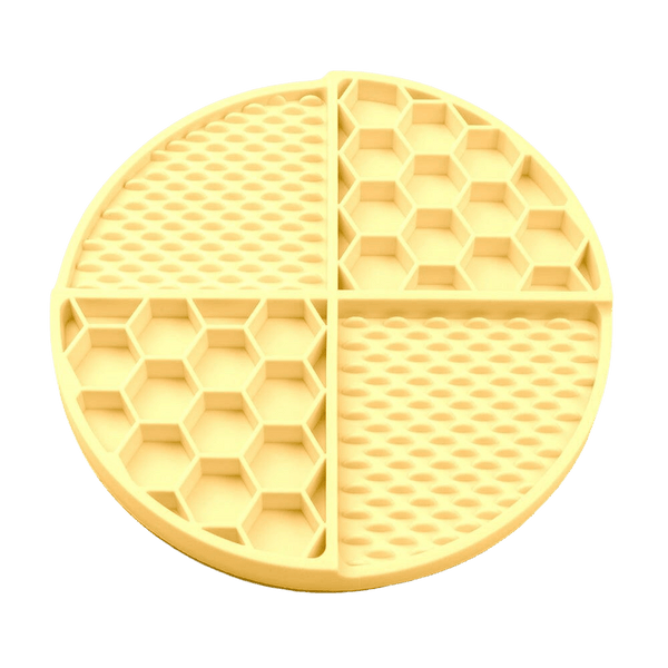 Dog Lick Mat - Buttercup Yellow: Perfect for Anxiety & Dental Health - Bailey and Coco (UK)