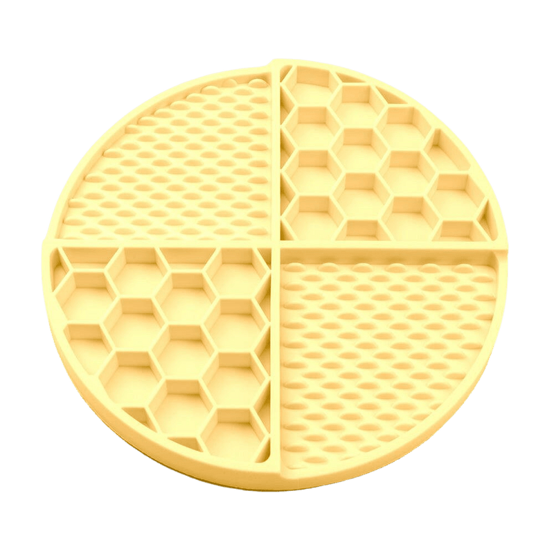 Dog Lick Mat - Buttercup Yellow: Perfect for Anxiety & Dental Health - Bailey and Coco (UK)