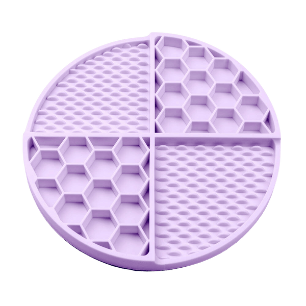 Dog Lick Mat - Lilac Mist: Perfect for Anxiety & Dental Health - Bailey and Coco (UK)
