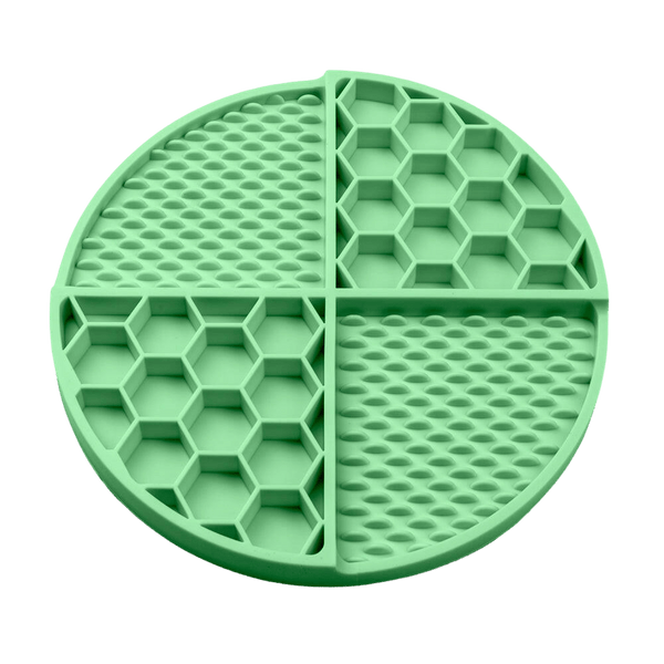 Dog Lick Mat - Pistachio Green: Perfect for Anxiety & Dental Health - Bailey and Coco (UK)