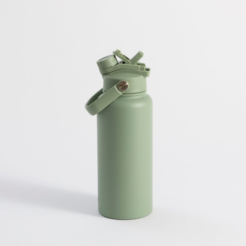 Switch 1L Water Bottle with Straw – Sage Green - Bailey and Coco (UK)