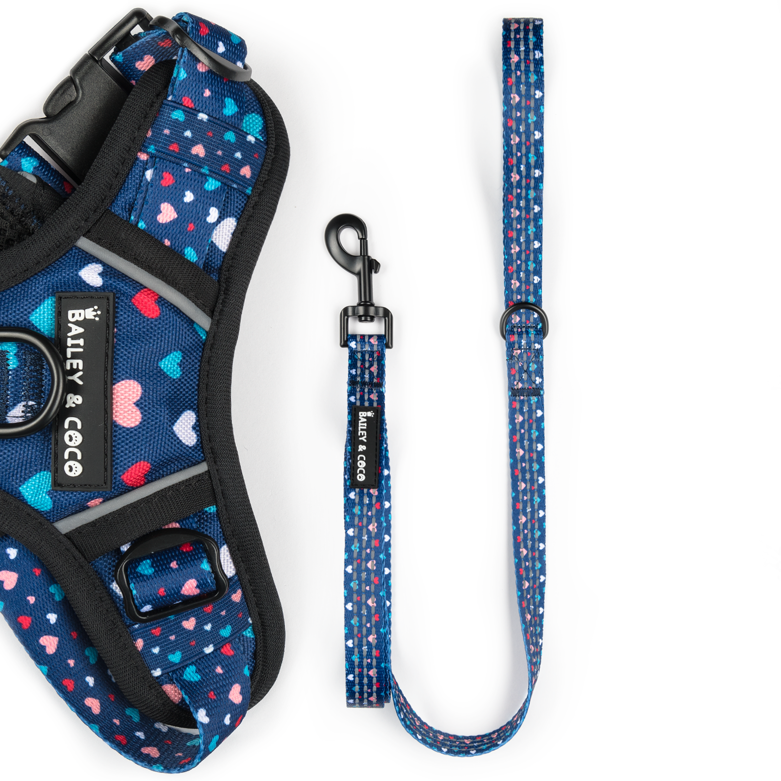 Trail & Glow® Fabric Dog Lead 5ft - All You Need Is Love.